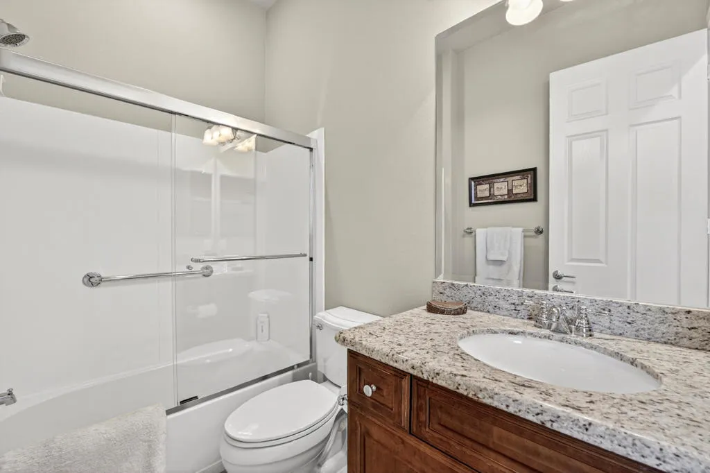81674 Avenida De Baile, Indio, California 92203 home-pic-15