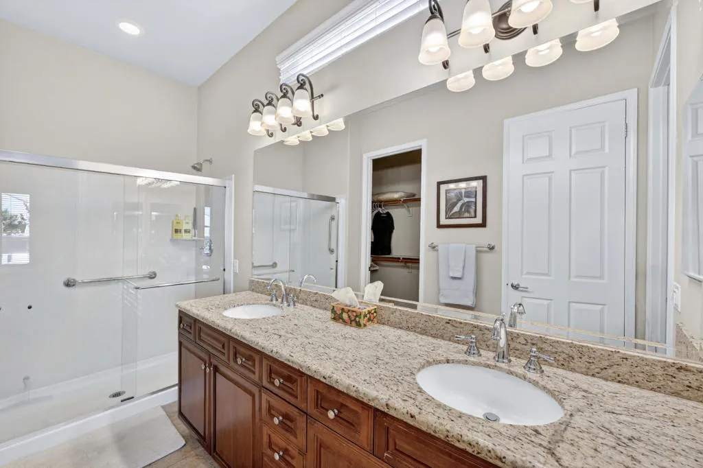 81674 Avenida De Baile, Indio, California 92203 home-pic-11