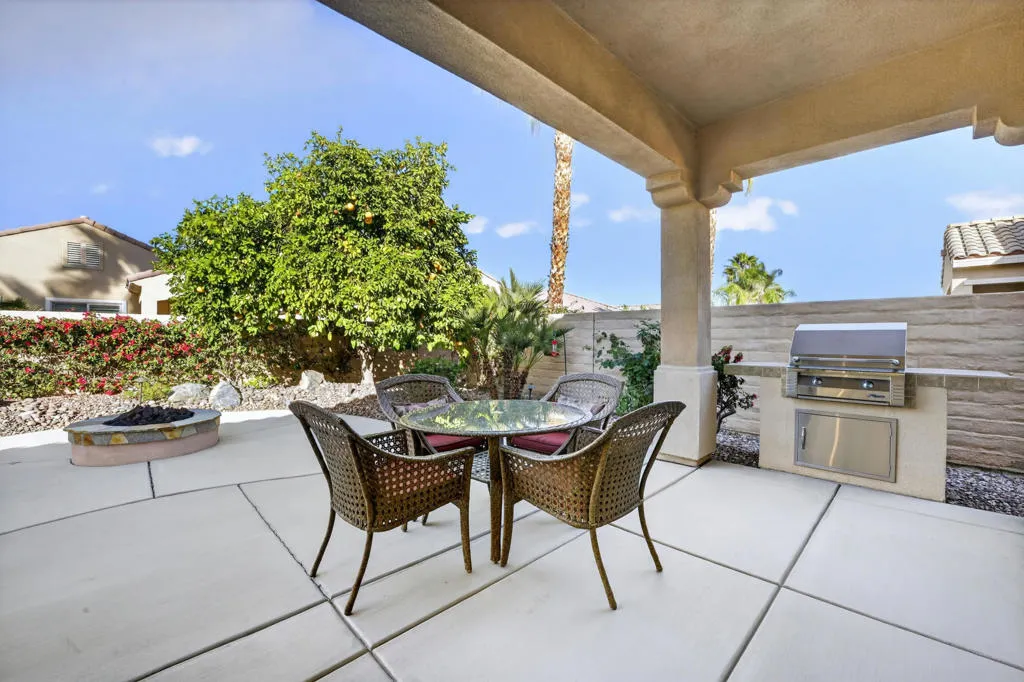 81674 Avenida De Baile, Indio, California 92203 home-pic-21