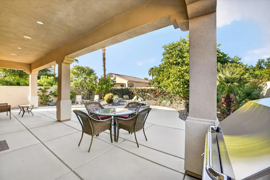 81674 Avenida De Baile, Indio, California 92203 home-pic-19