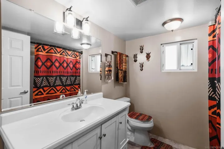 2750 Wheatstone 110, San Diego, California 92111
