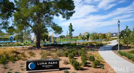 Aurora at Luna Park Community