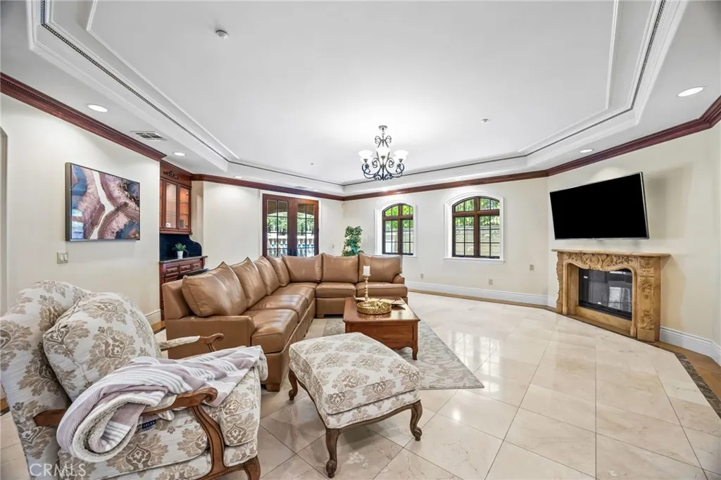 328 N Terrace View Drive, Monrovia, California 91016 home-pic-27