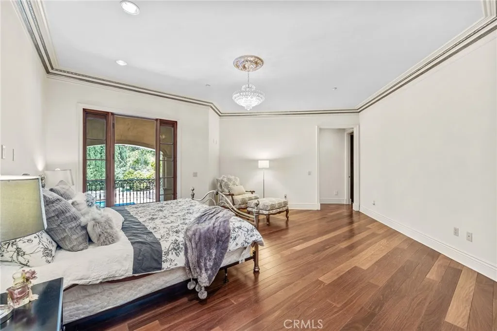 328 N Terrace View Drive, Monrovia, California 91016 home-pic-45