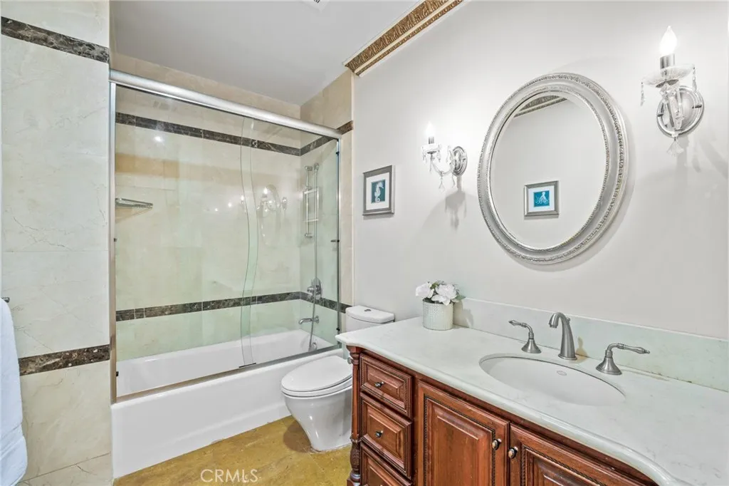 328 N Terrace View Drive, Monrovia, California 91016 home-pic-33