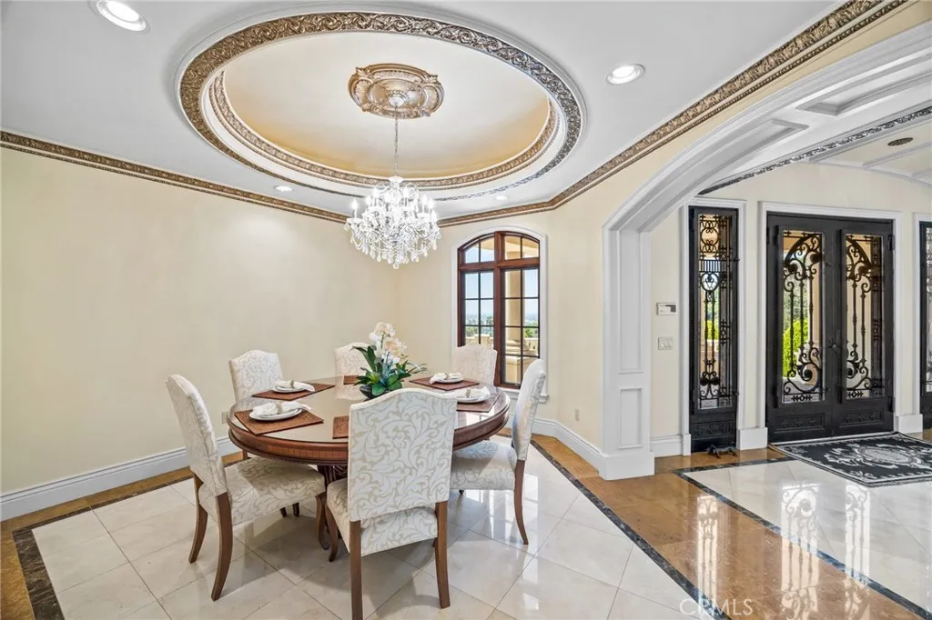 328 N Terrace View Drive, Monrovia, California 91016 home-pic-14