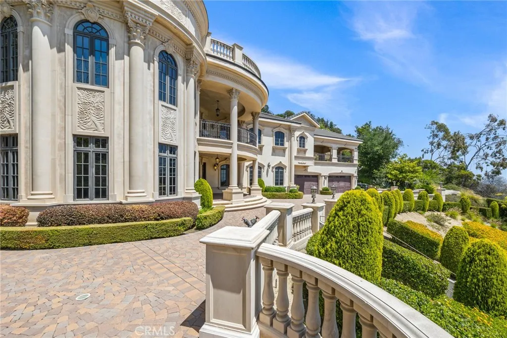328 N Terrace View Drive, Monrovia, California 91016 home-pic-7