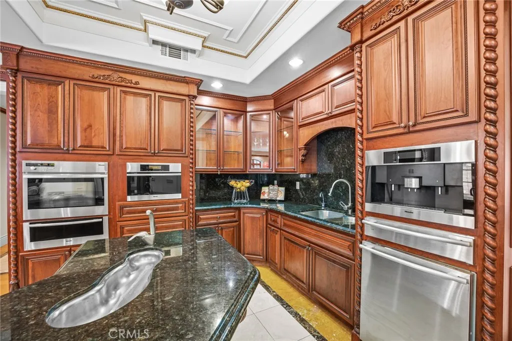 328 N Terrace View Drive, Monrovia, California 91016 home-pic-20