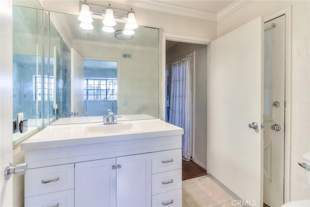 905 Brighton Way, Montebello, California 90640 home-pic-10