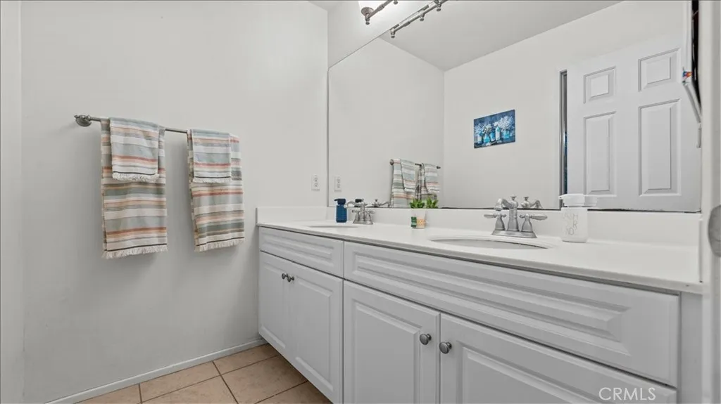 12533 Cipriano, Eastvale, California 91752 home-pic-23
