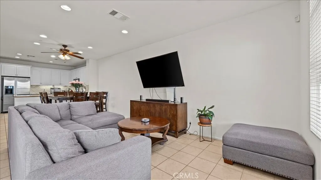 12533 Cipriano, Eastvale, California 91752 home-pic-4