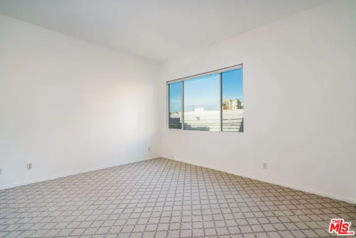 Carpets removed and hardwood f