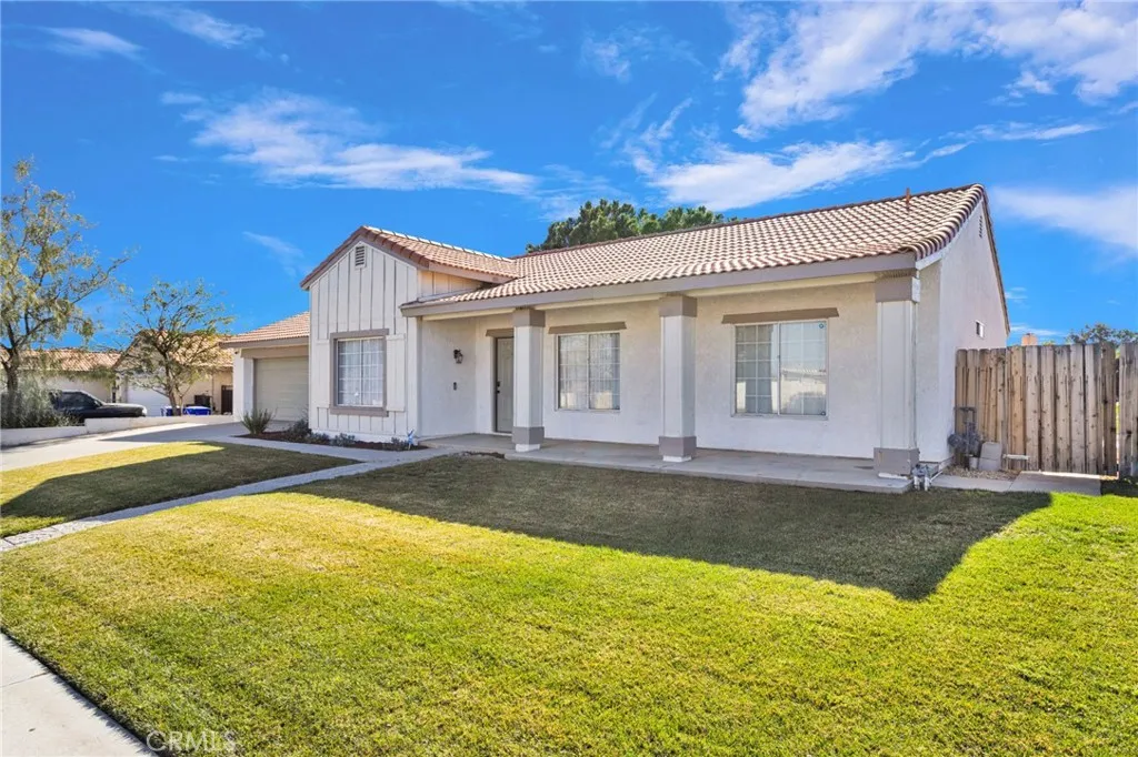 13641 Luna Road, Victorville, California 92392 home-pic-5