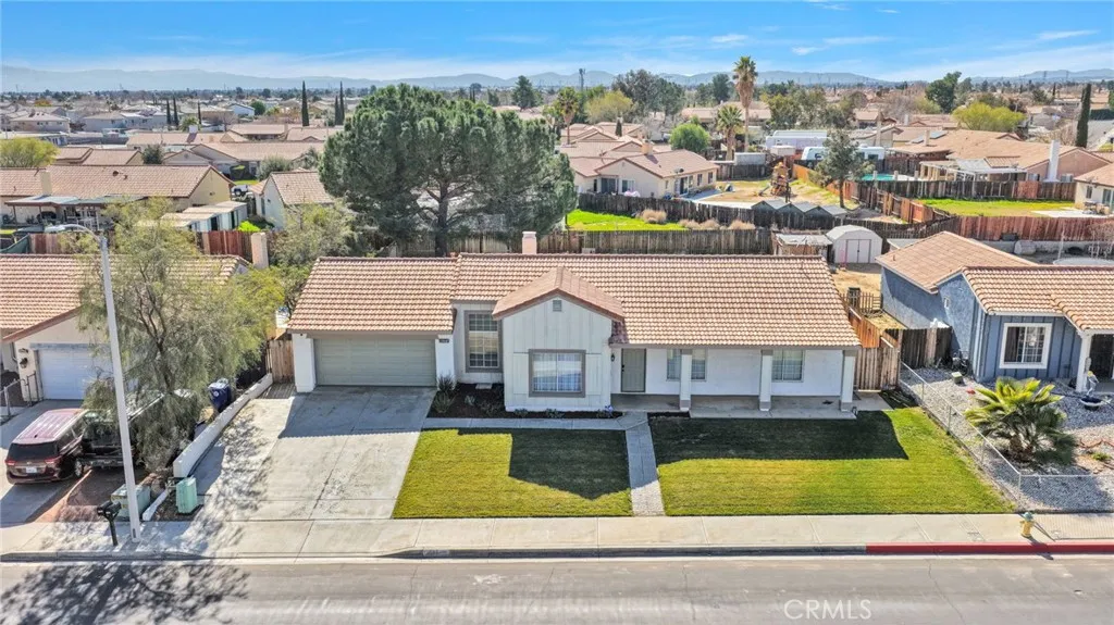 13641 Luna Road, Victorville, California 92392 home-pic-1