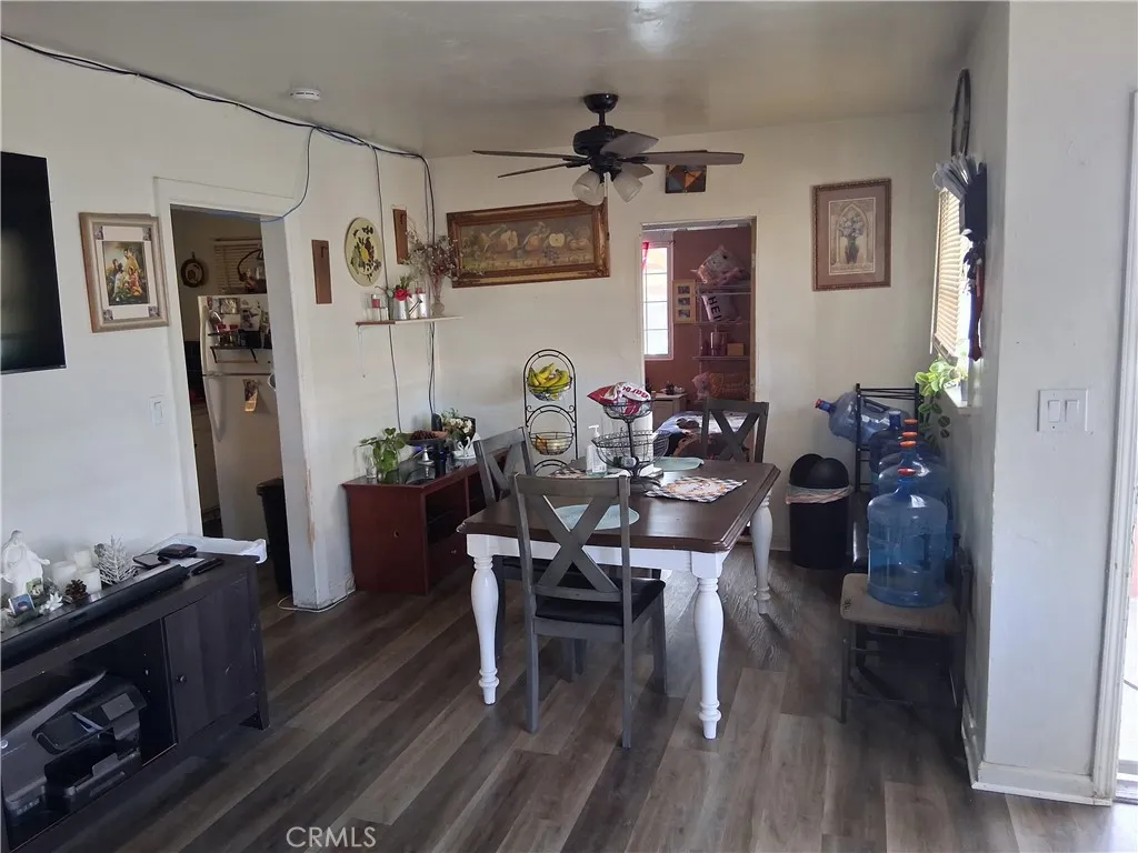1185 W Devonshire, Hemet, California 92543 home-pic-17