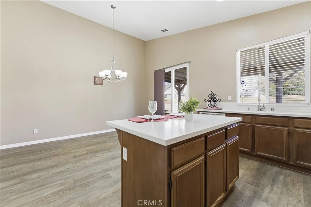 1639 W Norberry, Lancaster, California 93534 home-pic-8