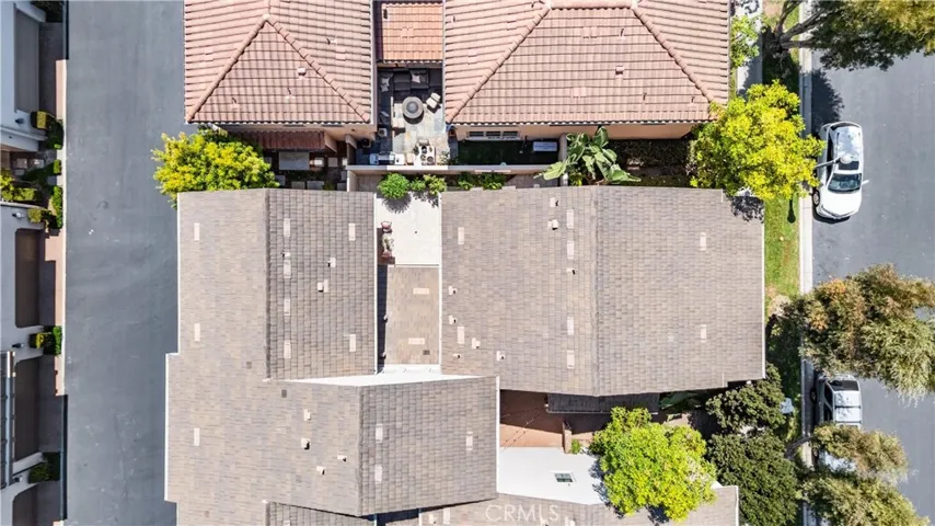 Only one wall attached, mostly in the garage.