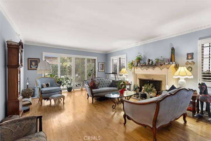 Owners Unit Living Room