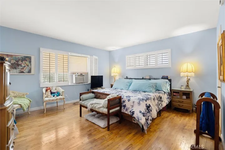 Owners Unit Primary Bedroom