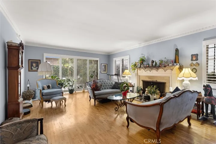Owners Unit Living Room