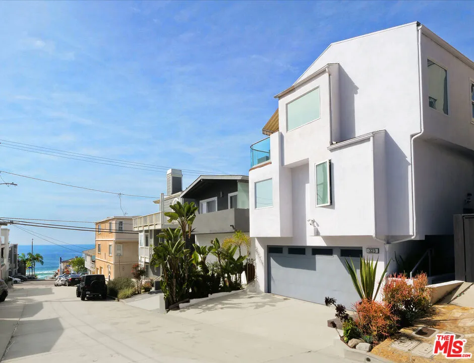 323 31st Street, Manhattan Beach, California 90266 — photo 4