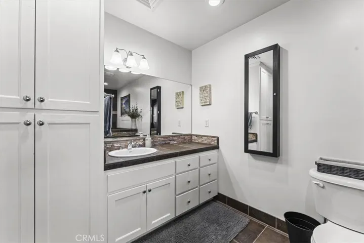 1553 Lofgren, Richvale, California 95917