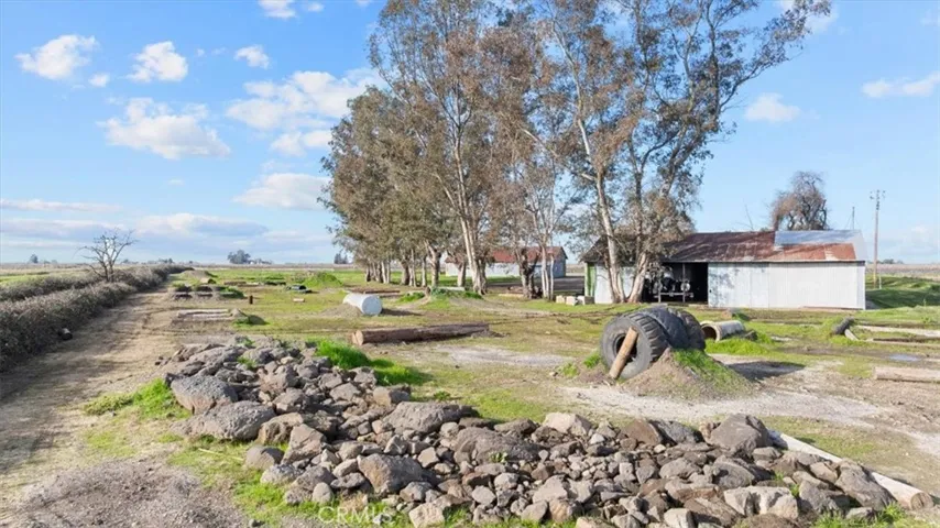 1553 Lofgren, Richvale, California 95917