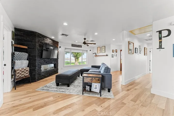 1553 Lofgren, Richvale, California 95917