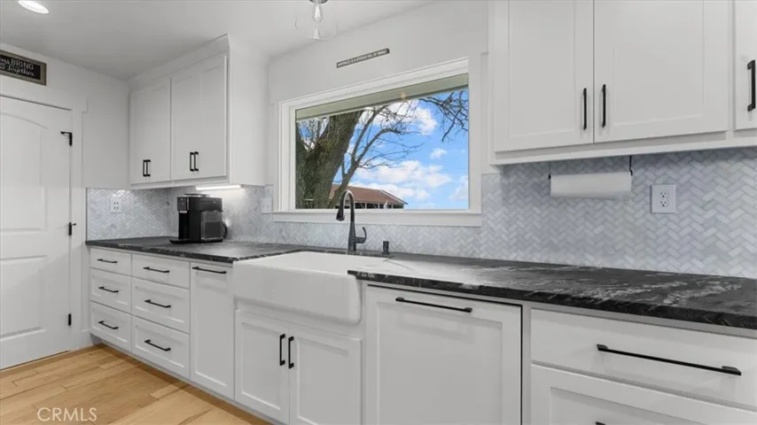 1553 Lofgren, Richvale, California 95917