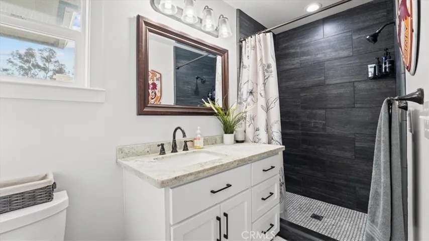 1553 Lofgren, Richvale, California 95917