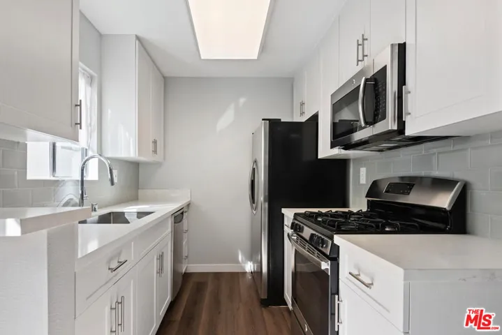 29239 Heathercliff Road 12, Malibu, California 90265