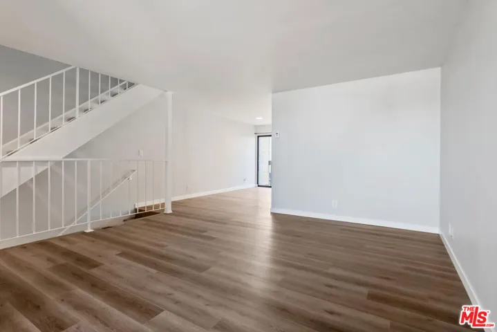 29239 Heathercliff Road 12, Malibu, California 90265