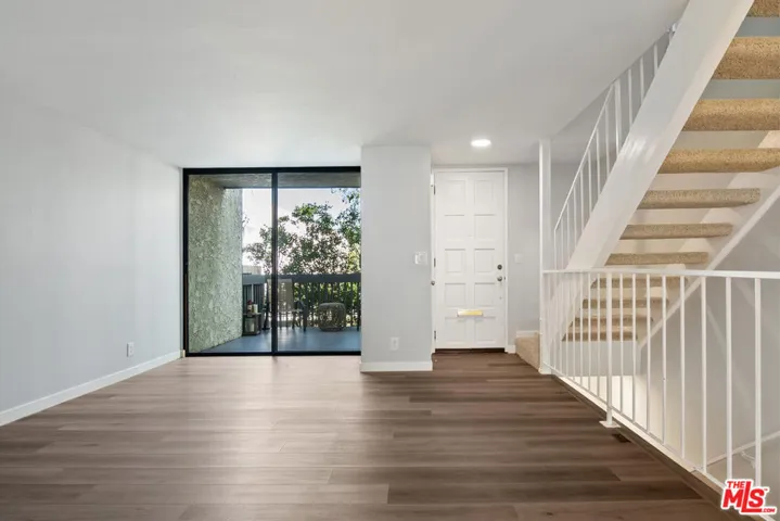 29239 Heathercliff Road 12, Malibu, California 90265