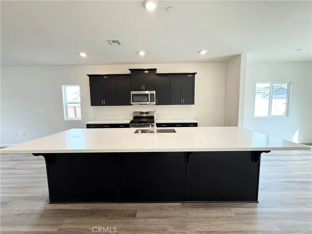 873 S Philip, Fowler, California 93625 home-pic-3