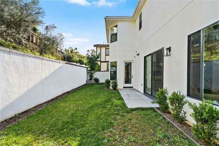 12281 Baja Panorama, North Tustin, California 92705
