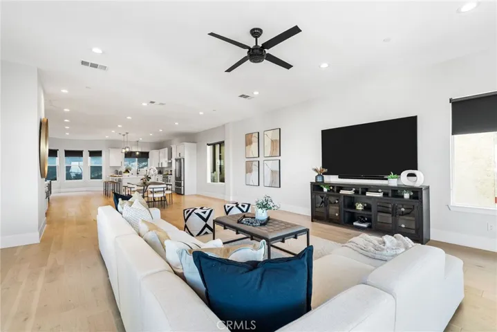 12281 Baja Panorama, North Tustin, California 92705