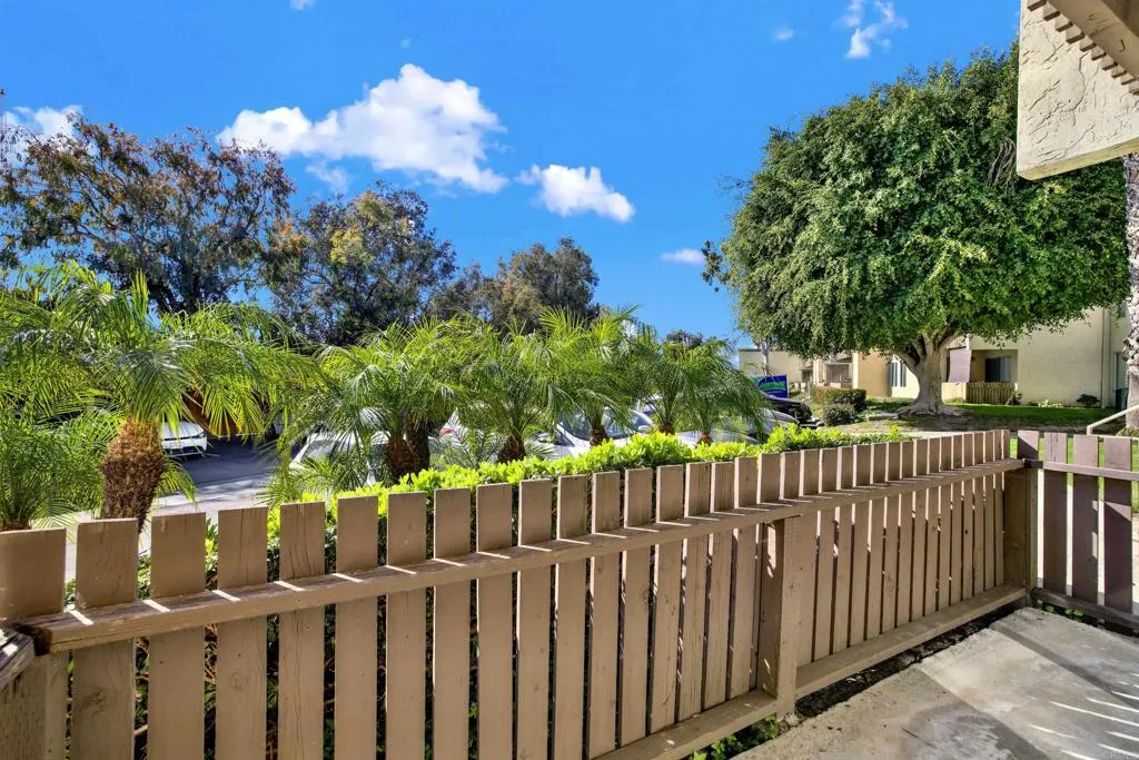 432 Edgehill Lane 169, Oceanside, California 92054 home-pic-14
