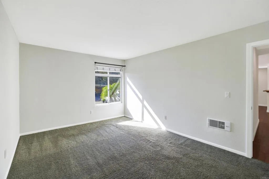 432 Edgehill Lane 169, Oceanside, California 92054 home-pic-4