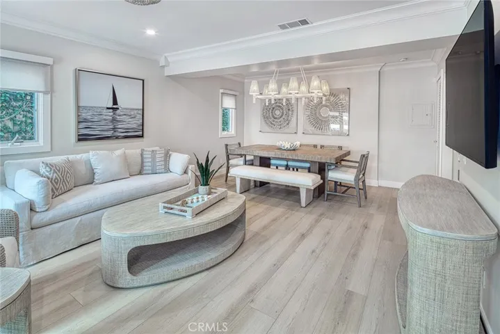 410 Acacia, Corona Del Mar, California 92625