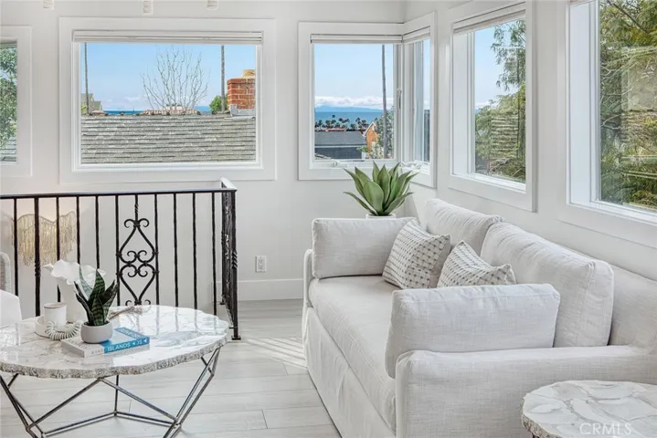 410 Acacia, Corona Del Mar, California 92625