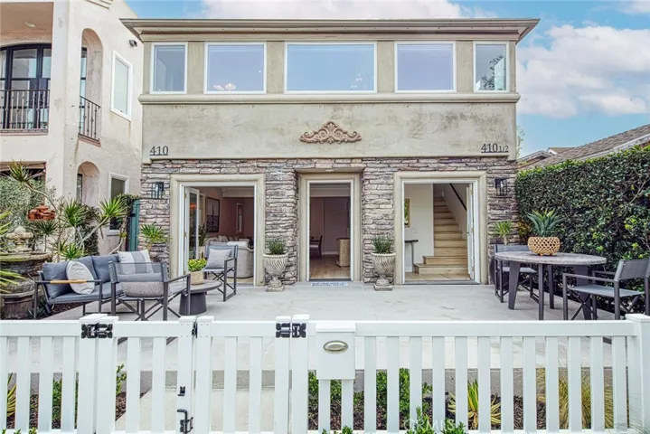 410 Acacia, Corona Del Mar, California 92625