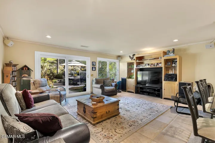 29757 Kimberly Dr - HsHProd-21