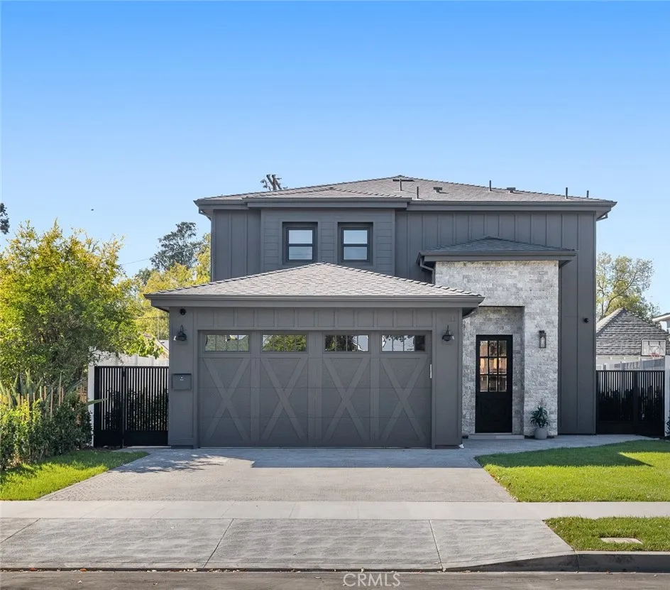 4831 Sancola, Toluca Lake, California 91601 home-pic-1
