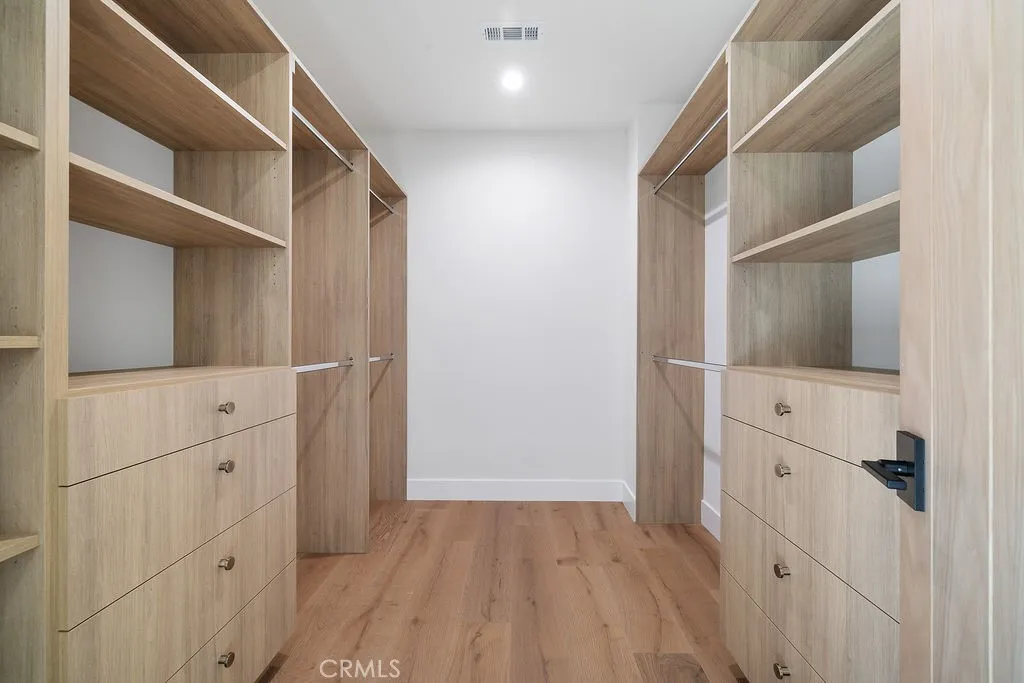 4831 Sancola, Toluca Lake, California 91601 home-pic-18