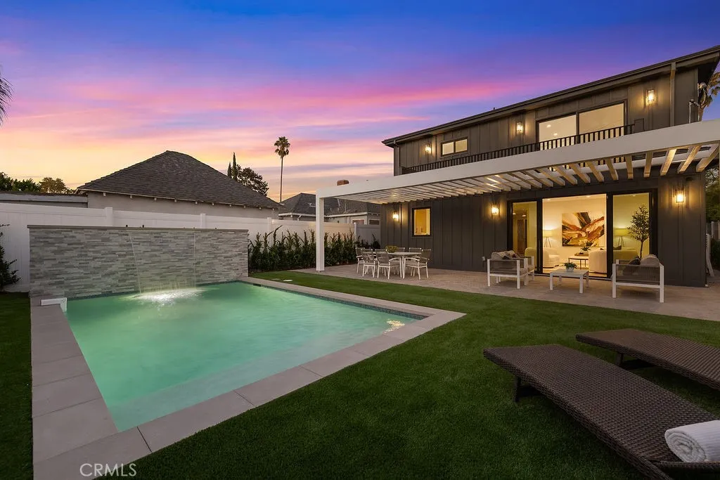 4831 Sancola, Toluca Lake, California 91601 home-pic-24