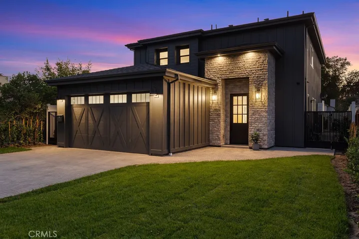 4831 Sancola, Toluca Lake, California 91601