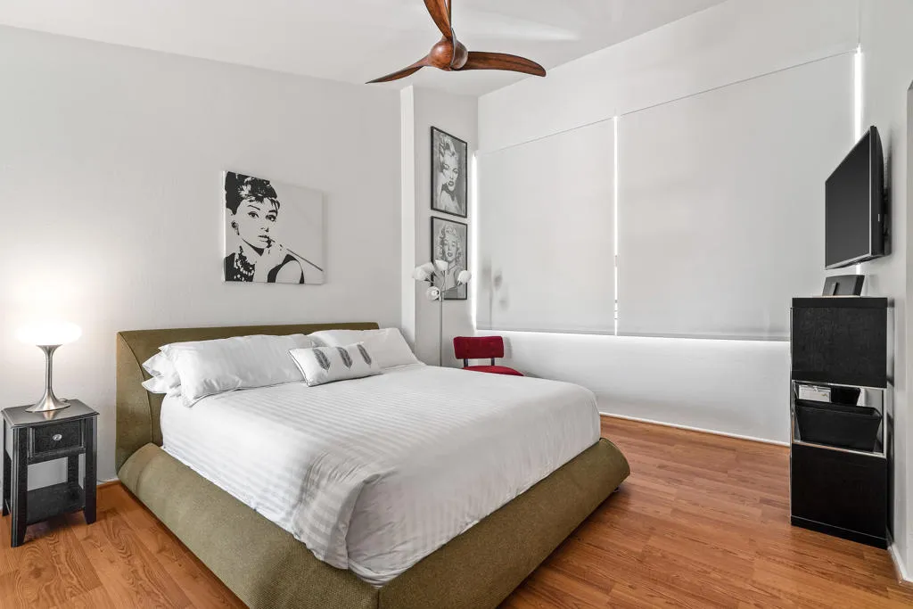 231 E La Verne Way E, Palm Springs, California 92264 home-pic-29