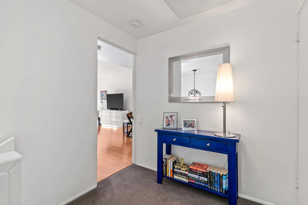 231 E La Verne Way E, Palm Springs, California 92264 home-pic-32
