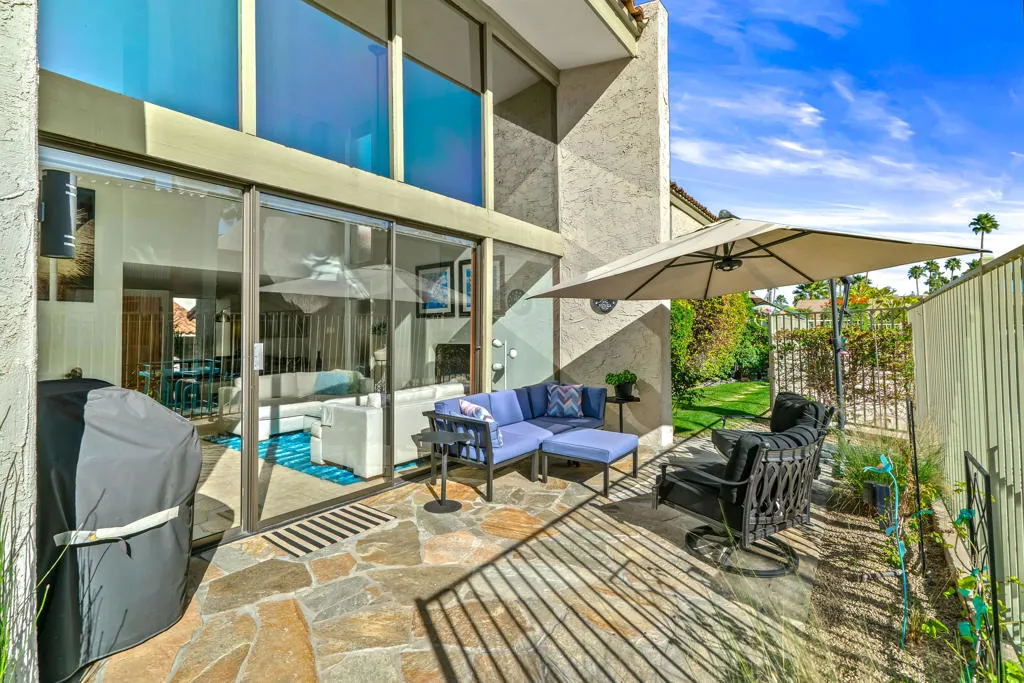 231 E La Verne Way E, Palm Springs, California 92264 home-pic-45