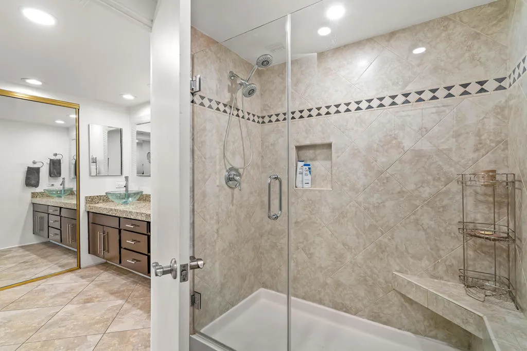 231 E La Verne Way E, Palm Springs, California 92264 home-pic-39